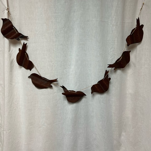 Rustic tin bird garland indoors or outdoors wall decoration shinny one side - Picture 10 of 14